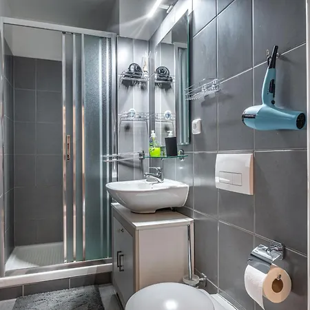 Hexagon A02 Loučná pod Klínovcem