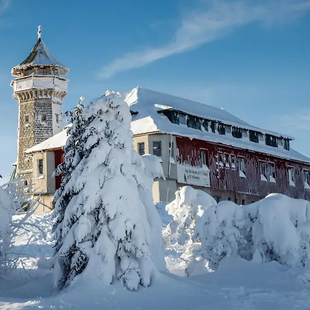 아파트 Hexagon A02